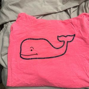 Vineyard vines top